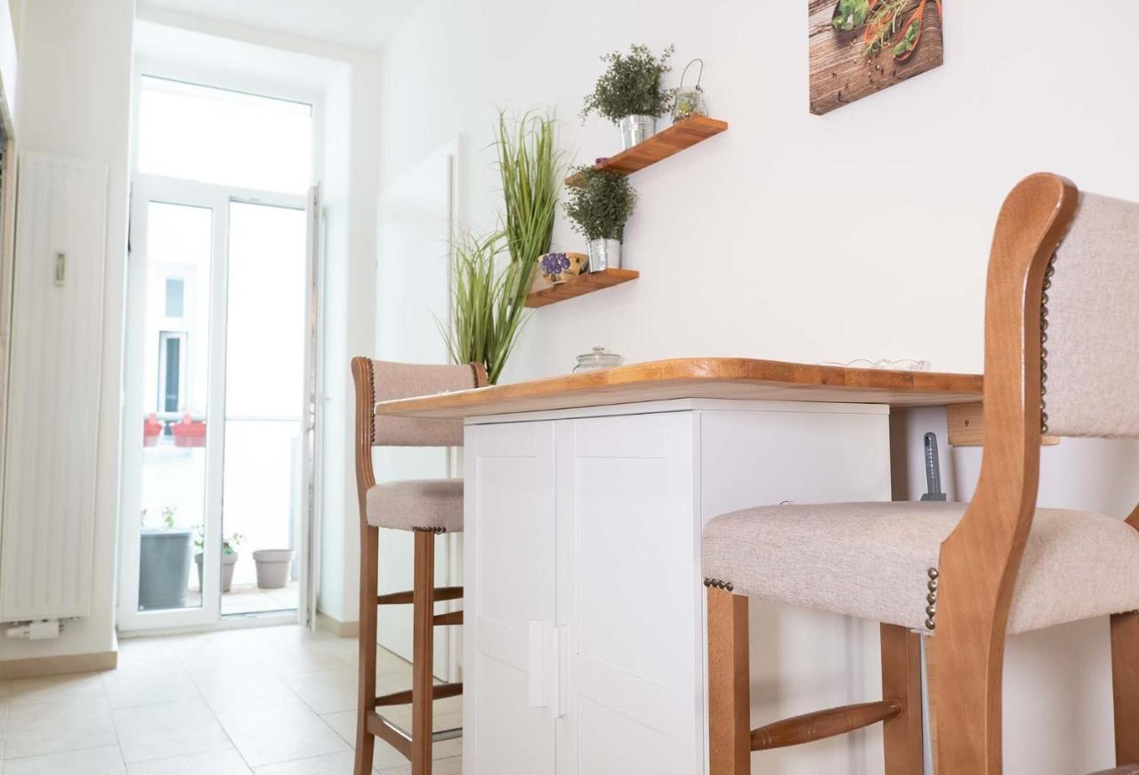 فيينا 2 Rooms & Balcony - Top Location! المظهر الخارجي الصورة